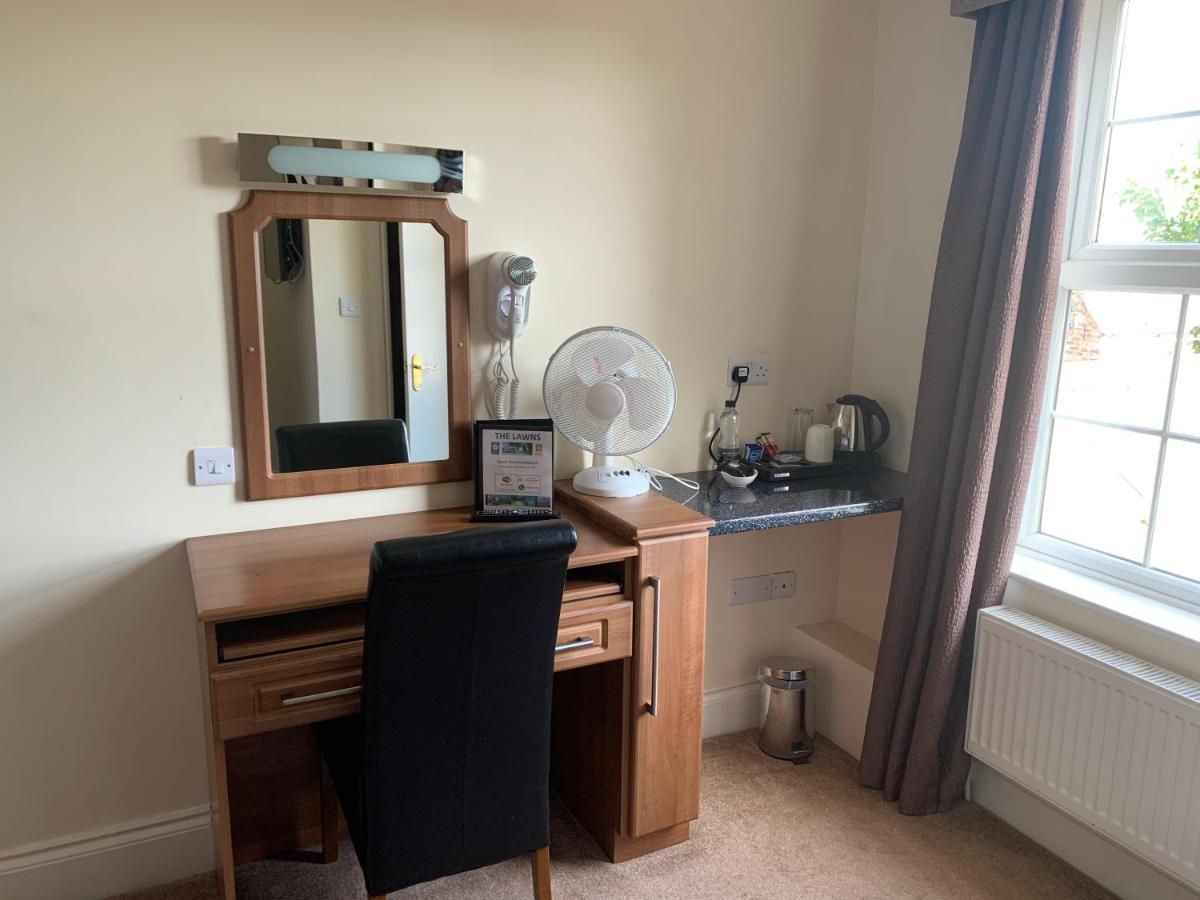 The Lawns Guest House Retford Εξωτερικό φωτογραφία