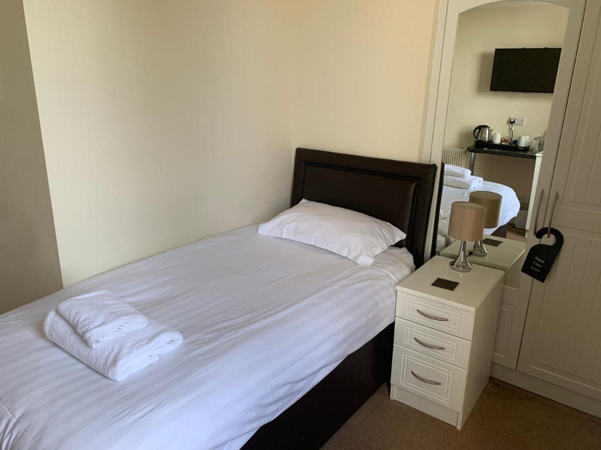 The Lawns Guest House Retford Εξωτερικό φωτογραφία